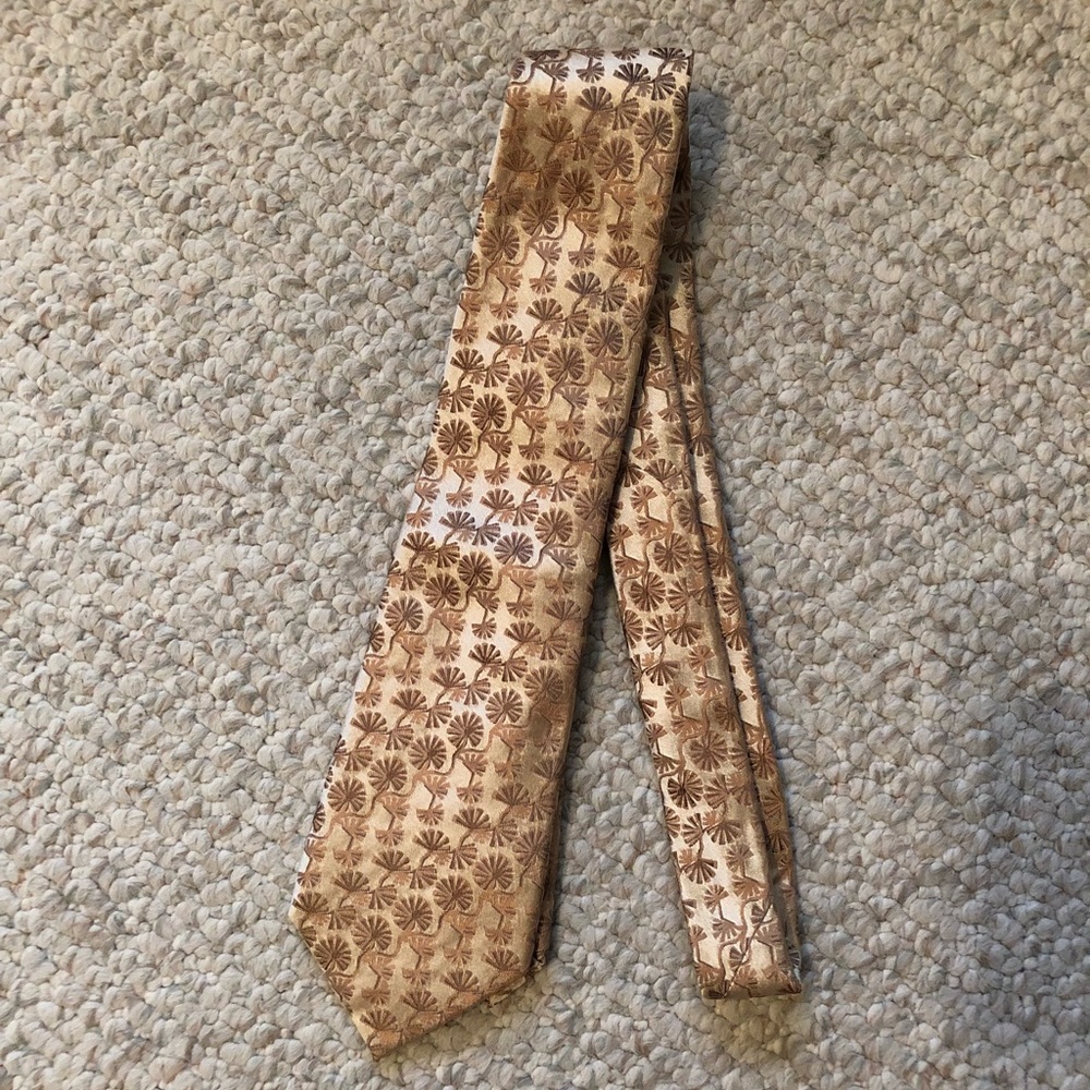 100% authentic Bruno Magli silk men’s tie